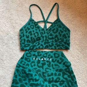 💚Balance Athletica Form Bra Lux + Leggings Set XS